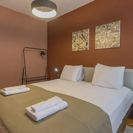 Apartment Eli-andon